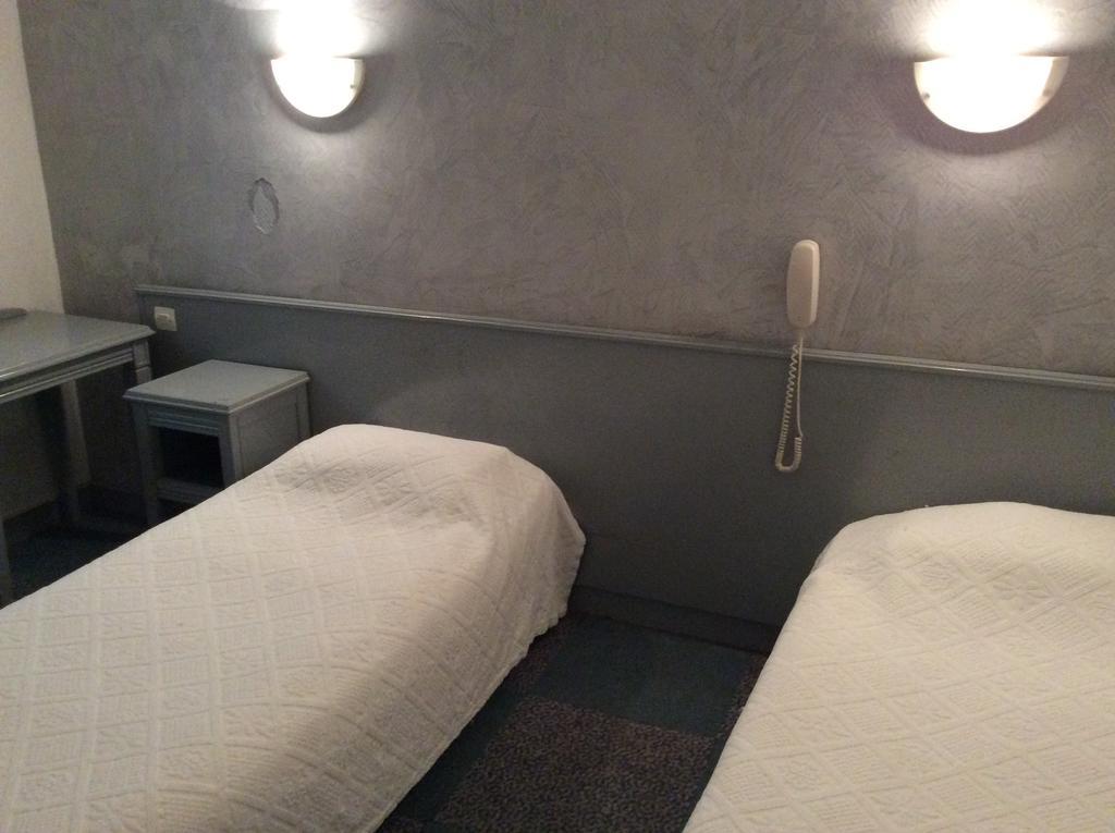 Hotel Saint Sebastien Aulnay-sous-Bois Cameră foto