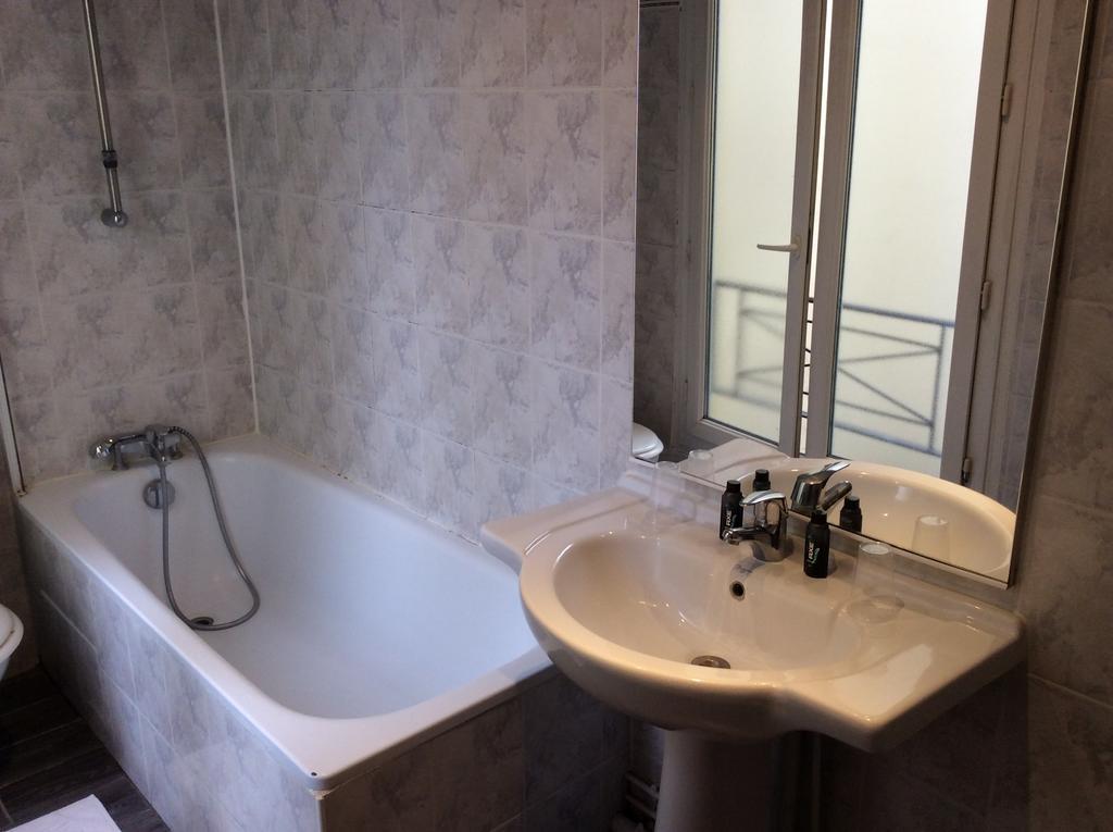 Hotel Saint Sebastien Aulnay-sous-Bois Cameră foto